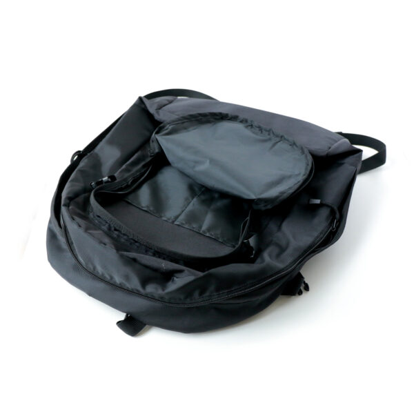 ライトウェイトドミナントデイパック