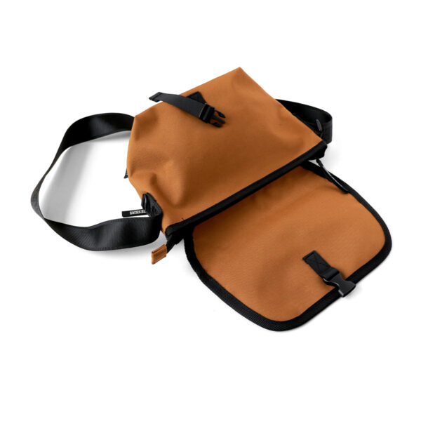 ロゴテープコーデュラミニメッセンジャーバッグ